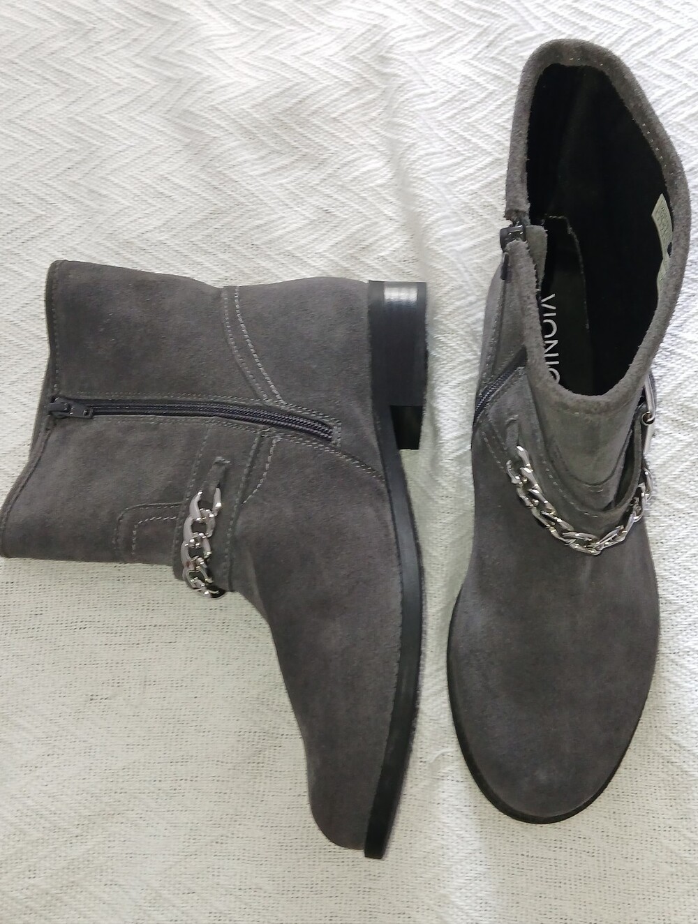 Sz.9 Womens Vionic Cresent Suede Ankle Boots
